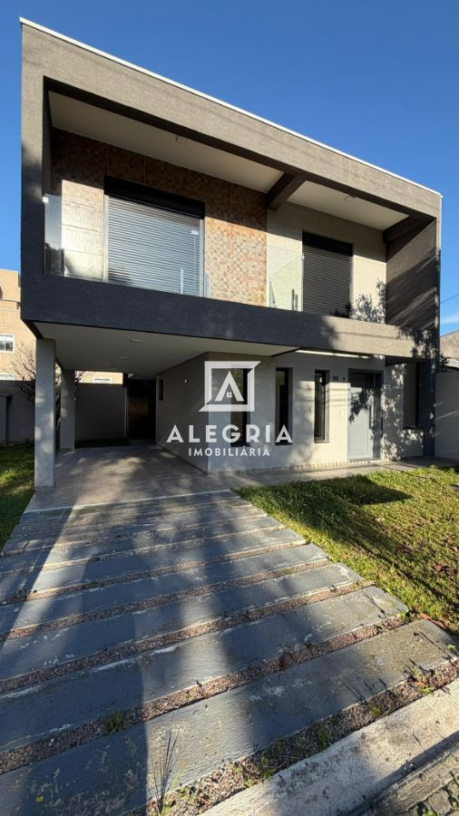 Sobrado Alto Padrão 03 Dormitórios 01 Suíte no Bairro Cruzeiro em São José dos Pinhais