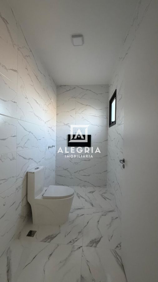 Sobrado Alto Padrão 03 Dormitórios 01 Suíte no Bairro Cruzeiro em São José dos Pinhais