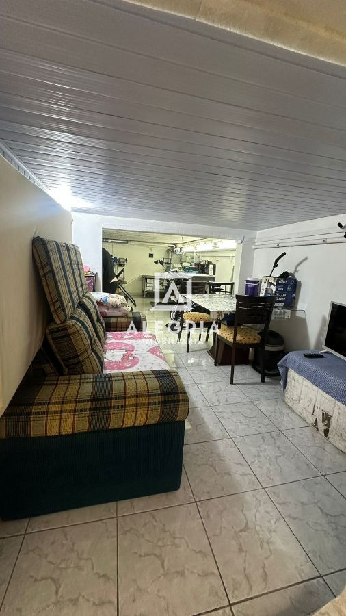 Residência Contendo 03 Dormitórios no Bairro Jurema em São José dos Pinhais