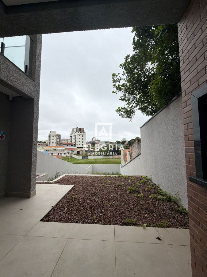 Belíssimo Triplex no bairro Cruzeiro. em São José dos Pinhais