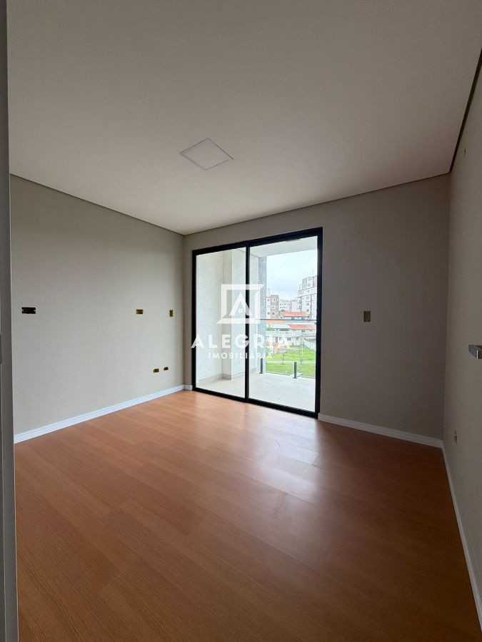 Belíssimo Triplex no bairro Cruzeiro. em São José dos Pinhais