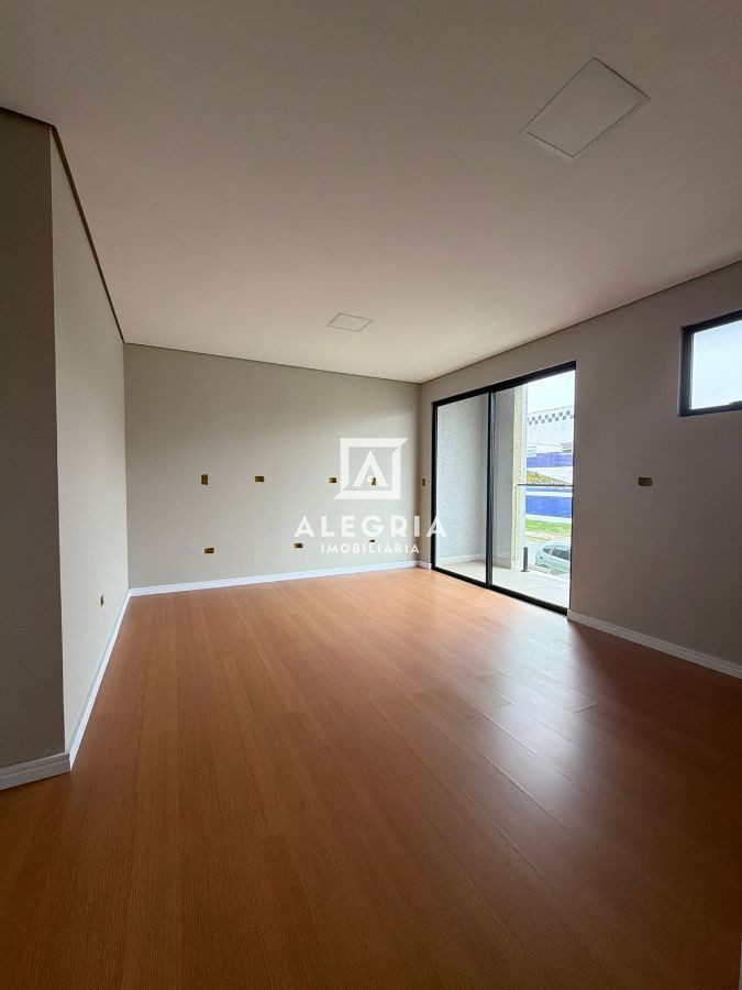 Belíssimo Triplex no bairro Cruzeiro. em São José dos Pinhais