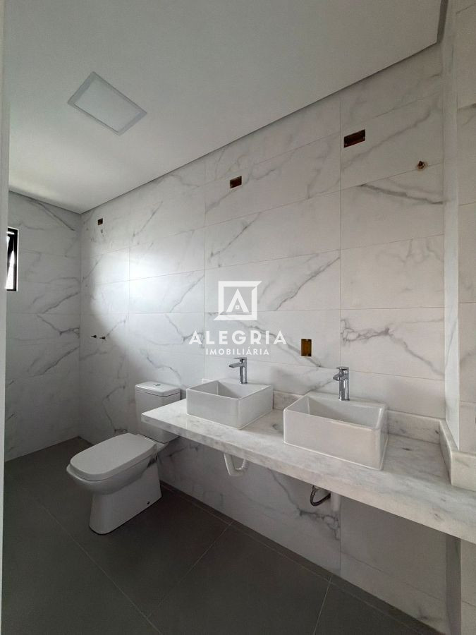 Belíssimo Triplex no bairro Cruzeiro. em São José dos Pinhais