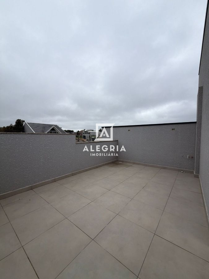 Belíssimo Triplex no bairro Cruzeiro. em São José dos Pinhais