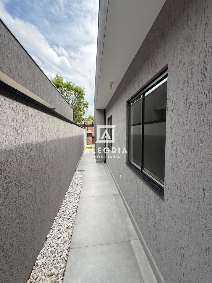 Linda Casa Contendo 03 Dormitórios Sendo 01 Suite e Espaço Gourmet com Churrasqueira em São José dos Pinhais