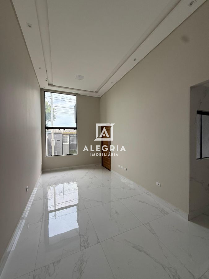 Linda Casa Contendo 03 Dormitórios Sendo 01 Suite e Espaço Gourmet com Churrasqueira em São José dos Pinhais
