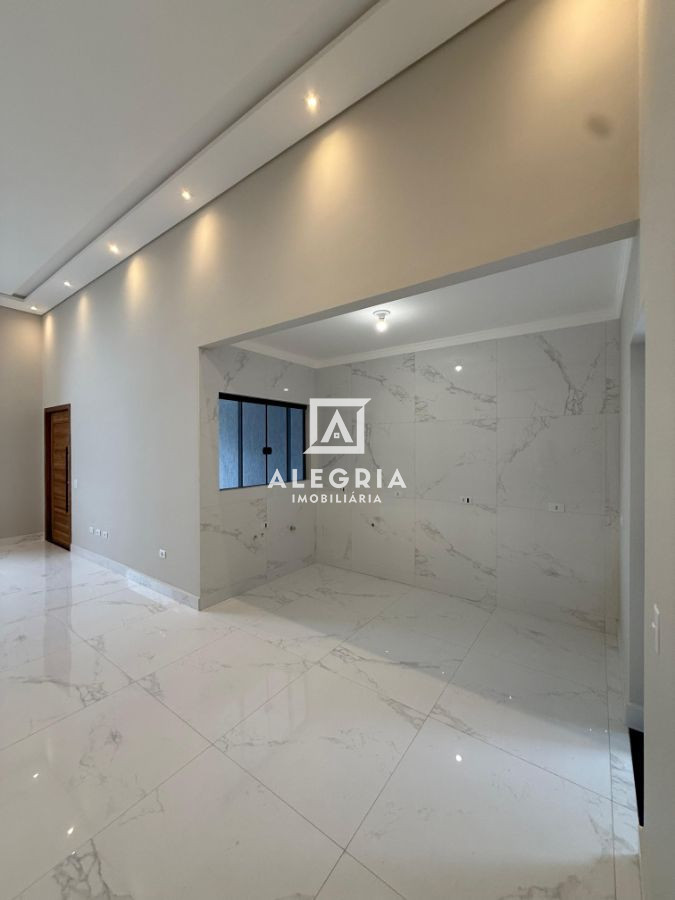 Linda Casa Contendo 03 Dormitórios Sendo 01 Suite e Espaço Gourmet com Churrasqueira em São José dos Pinhais