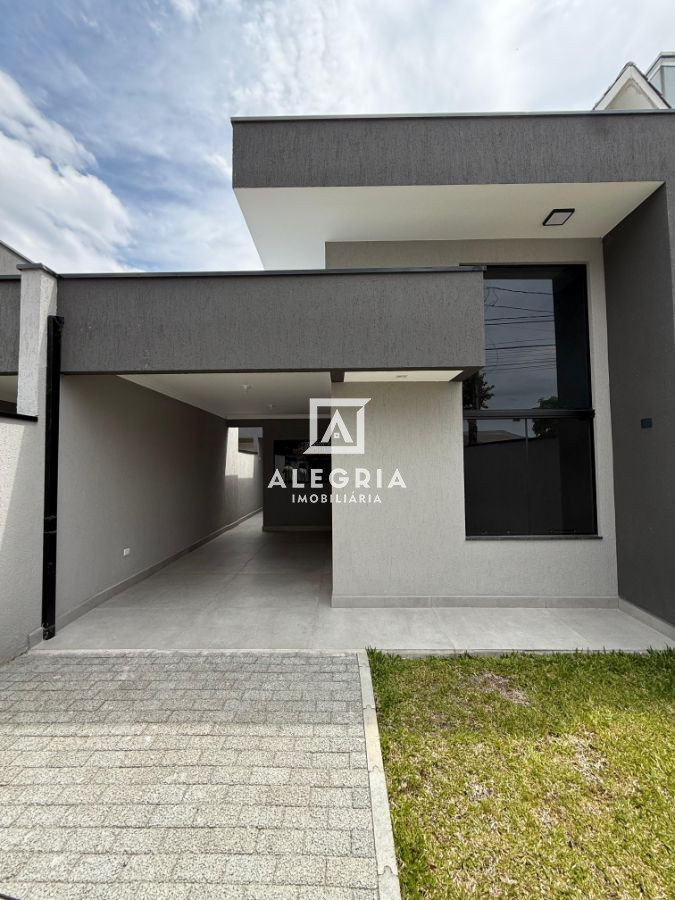 Linda Casa Contendo 03 Dormitórios Sendo 01 Suite e Espaço Gourmet com Churrasqueira em São José dos Pinhais