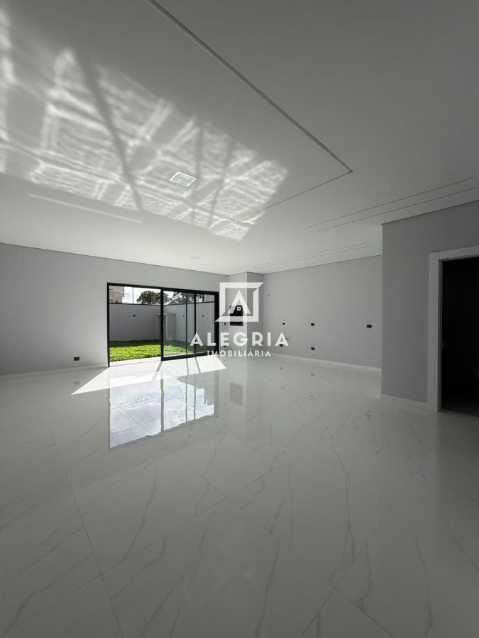 Triplex de Alto Padrão com Terraço Privativo no Bairro Costeira em São José dos Pinhais