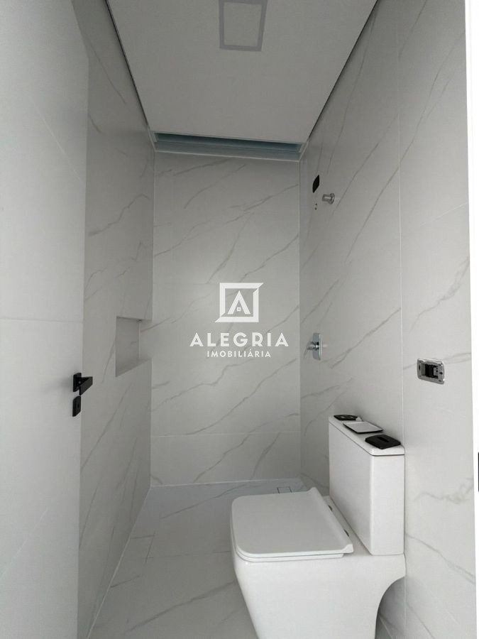 Triplex de Alto Padrão com Terraço Privativo no Bairro Costeira em São José dos Pinhais