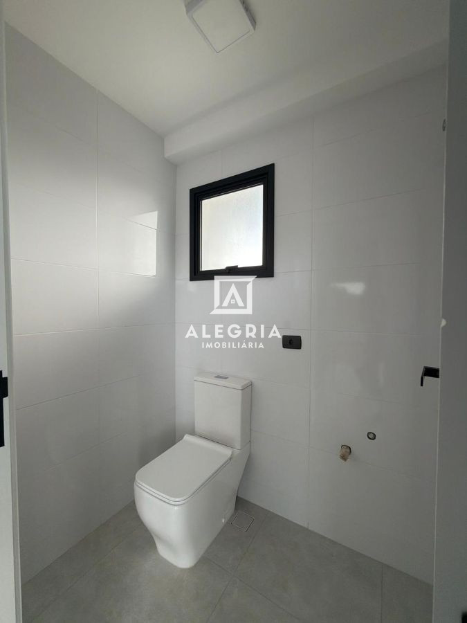 Triplex de Alto Padrão com Terraço Privativo no Bairro Costeira em São José dos Pinhais