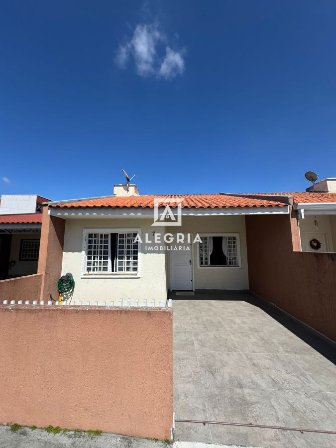 Linda Casa em Condominio Fechado no Bairro Jardim Cruzeiro em São José dos Pinhais