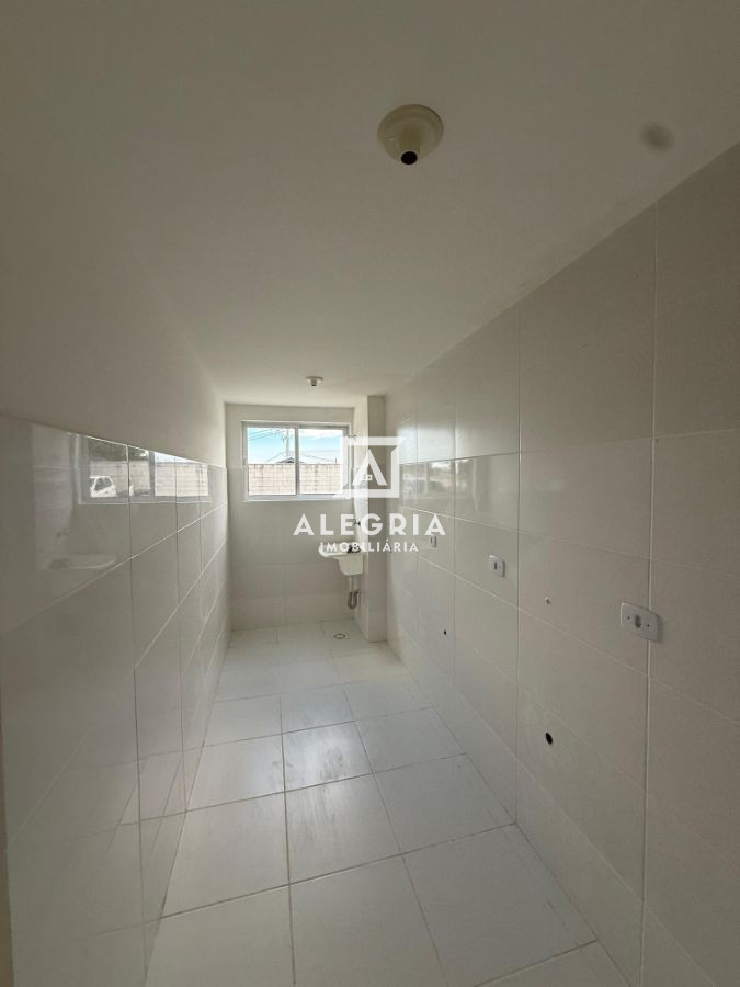 Lindo Apartamento Contendo 02 Dormitórios na Colonia Rio Grande em São José dos Pinhais