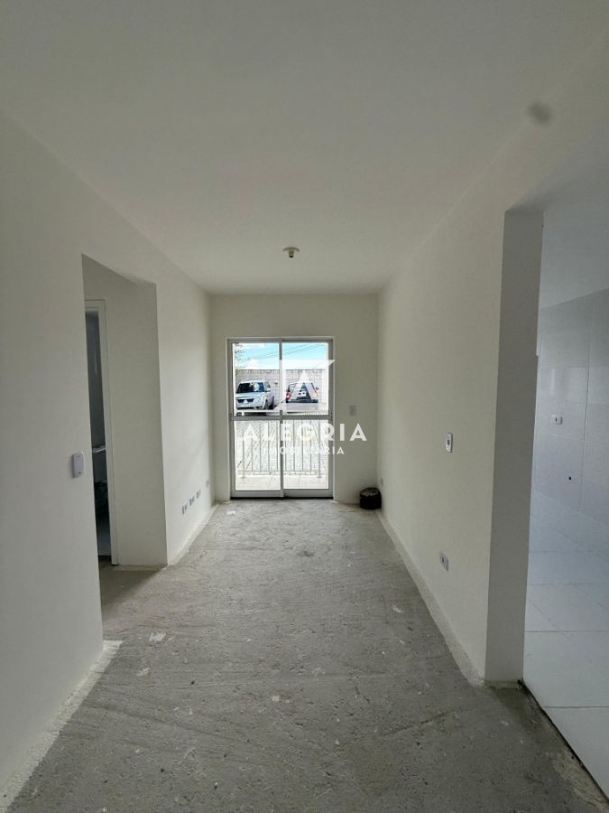 Lindo Apartamento Contendo 02 Dormitórios na Colonia Rio Grande em São José dos Pinhais