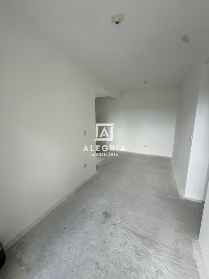 Lindo Apartamento Contendo 02 Dormitórios na Colonia Rio Grande em São José dos Pinhais