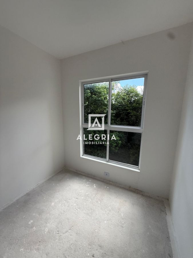 Lindo Apartamento Contendo 02 Dormitórios na Colonia Rio Grande em São José dos Pinhais