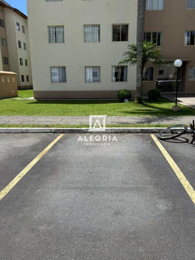 Lindo Apartamento Semi Mobiliado Contendo 03 Dormitórios no Afonso Pena em São José dos Pinhais