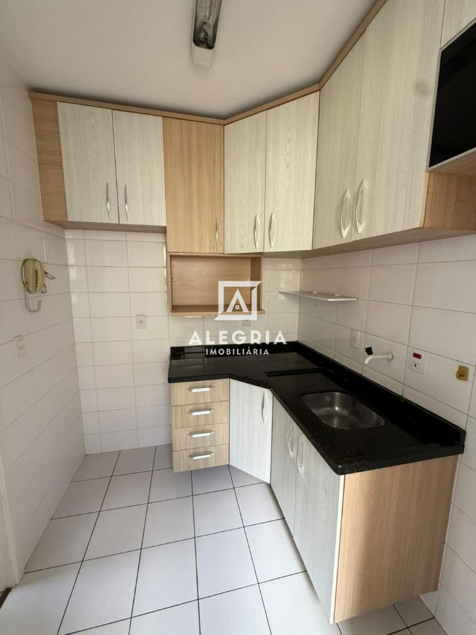 Lindo Apartamento Semi Mobiliado Contendo 03 Dormitórios no Afonso Pena em São José dos Pinhais