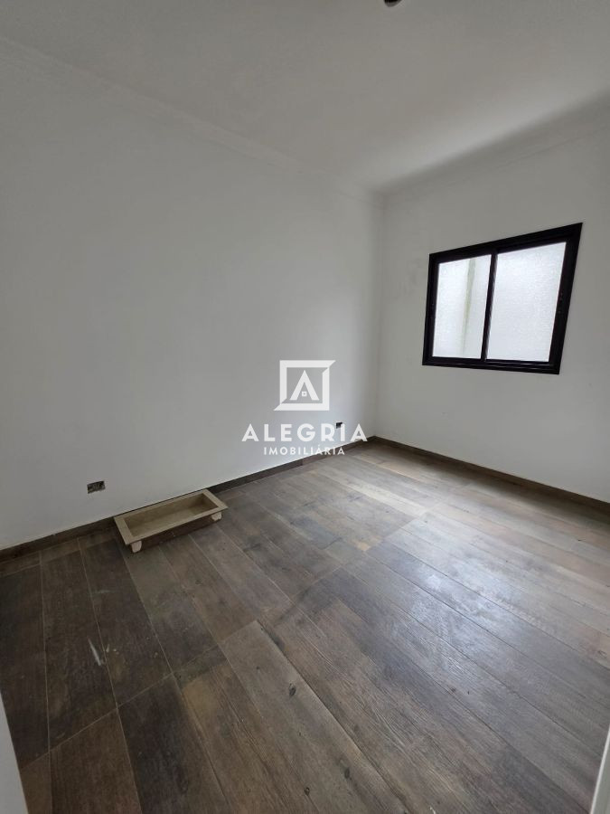 Excelente Triplex 4 Dormitórios Sendo 01 Suíte no Bairro Boneca do Iguaçu em São José dos Pinhais