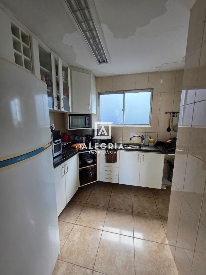 Apartamento 03 Dormitórios no Bairro Braga em São José dos Pinhais