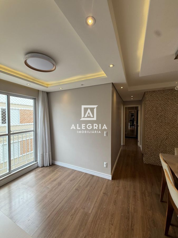 Lindo Apartamento Mobiliado Contendo 02 Dormitórios no Xaxim em Curitiba em Curitiba