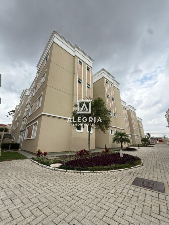 Lindo Apartamento Mobiliado Contendo 02 Dormitórios no Xaxim em Curitiba em Curitiba