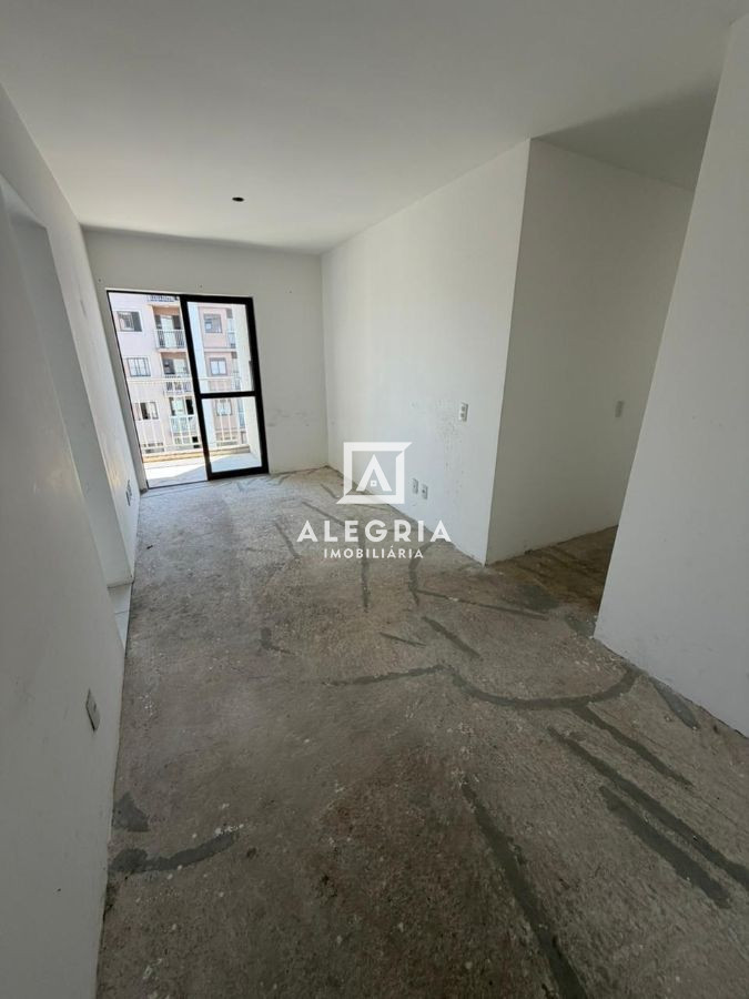 Apartamento no bairro Colonia Rio Grande em São José dos Pinhais. em São José dos Pinhais