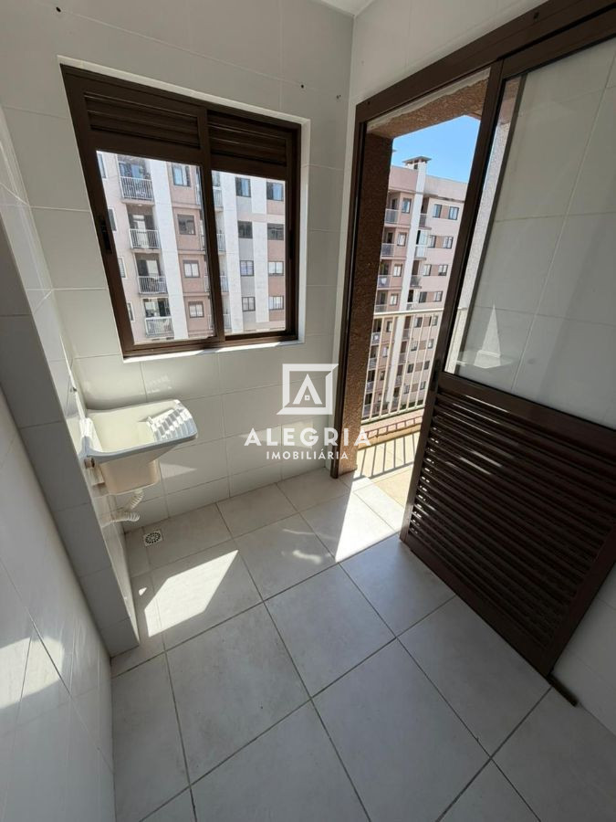 Apartamento no bairro Colonia Rio Grande em São José dos Pinhais. em São José dos Pinhais