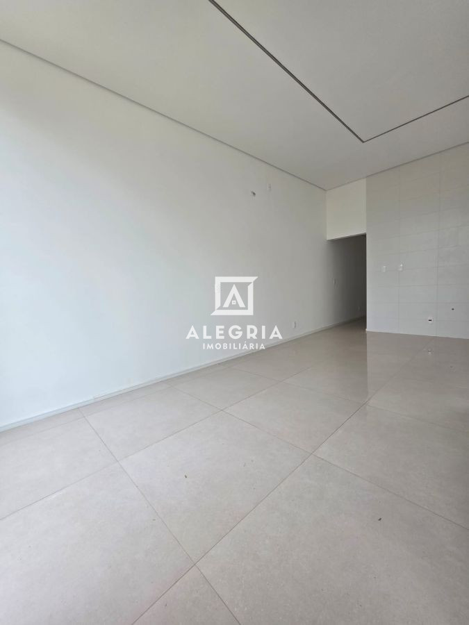 Excelente Residência 03 Dormitórios Sendo 01 Suíte & Edícula com Churrasqueira no Bairro Urano em São José dos Pinhais