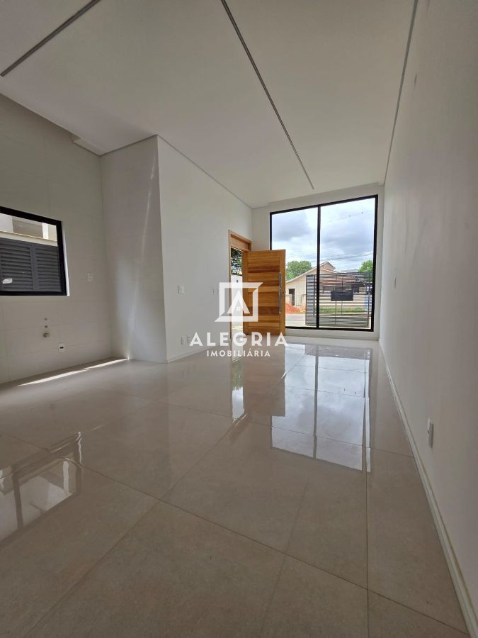 Excelente Residência 03 Dormitórios Sendo 01 Suíte & Edícula com Churrasqueira no Bairro Urano em São José dos Pinhais