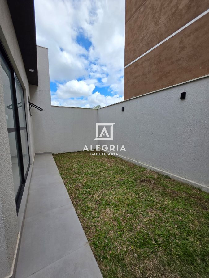 Excelente Residência 03 Dormitórios Sendo 01 Suíte & Edícula com Churrasqueira no Bairro Urano em São José dos Pinhais