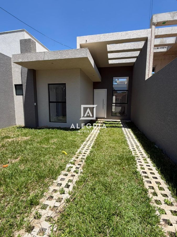 Linda Casa em condominio fechado no bairro Aristocrata em São José dos Pinhais