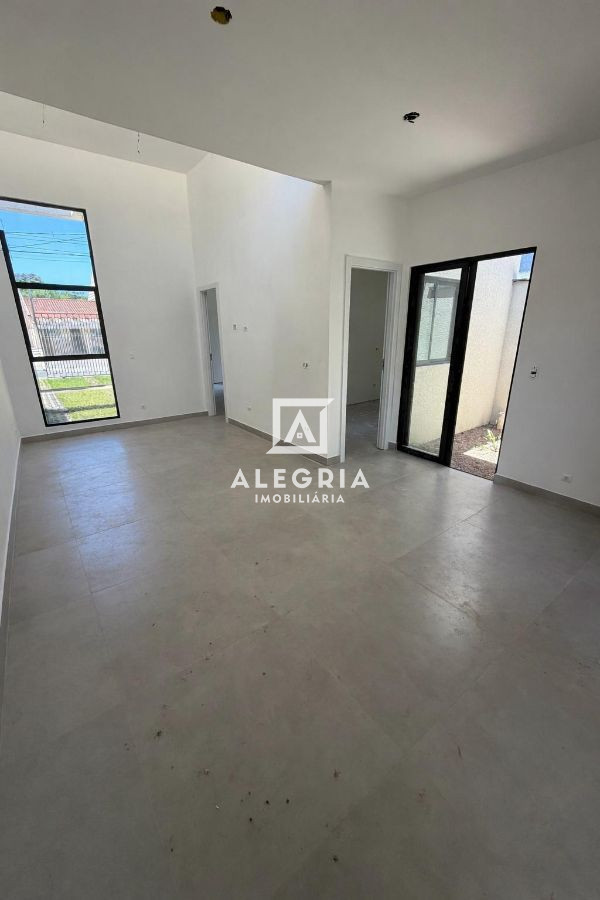 Linda Casa em condominio fechado no bairro Aristocrata em São José dos Pinhais