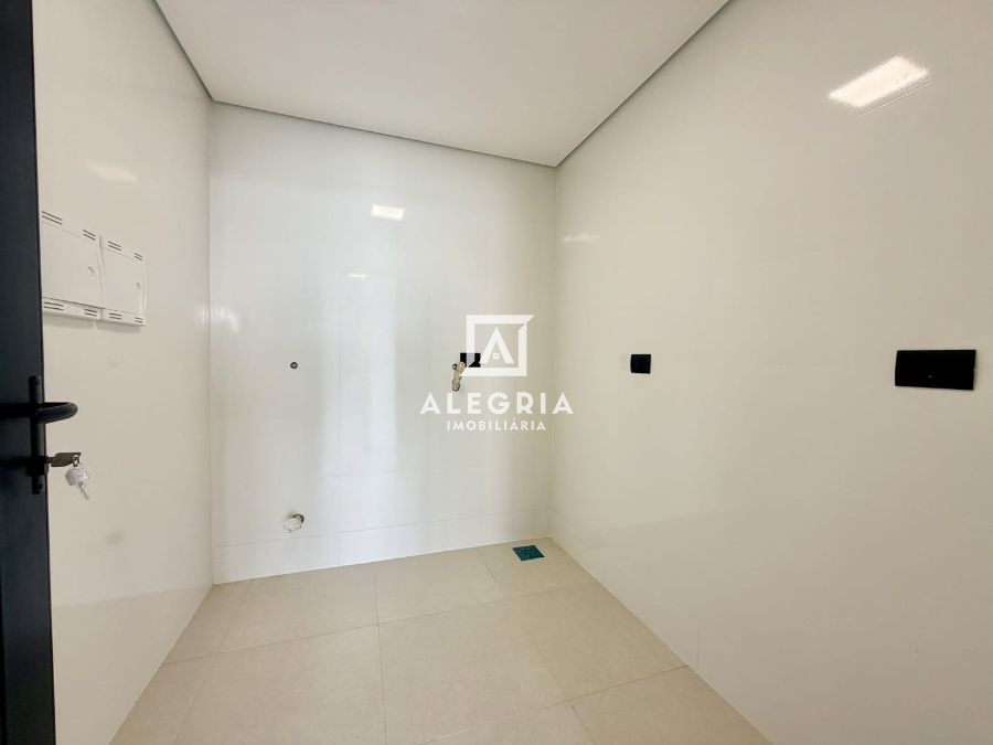 Belíssimo Triplex no bairro Aristocrata em São José dos Pinhais