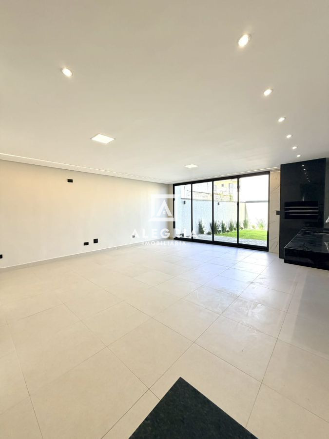 Belíssimo Triplex no bairro Aristocrata em São José dos Pinhais