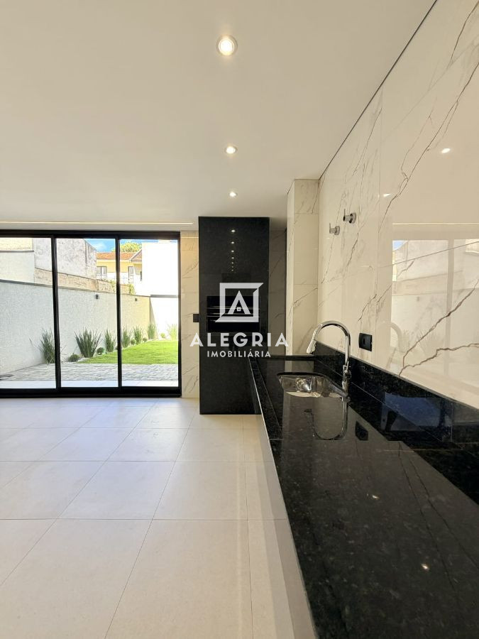 Belíssimo Triplex no bairro Aristocrata em São José dos Pinhais