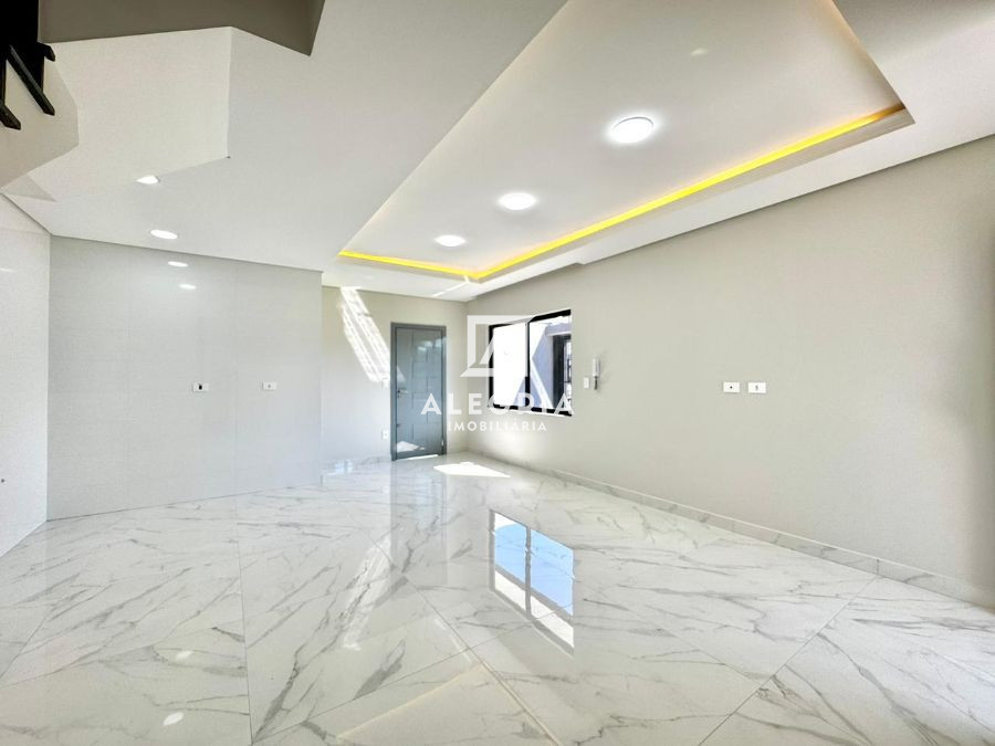 lindíssimo Triplex sendo 3 Suítes Bairro Cruzeiro em São José dos Pinhais