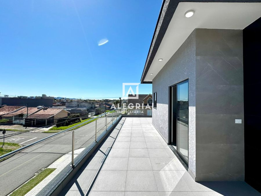 lindíssimo Triplex sendo 3 Suítes Bairro Cruzeiro em São José dos Pinhais