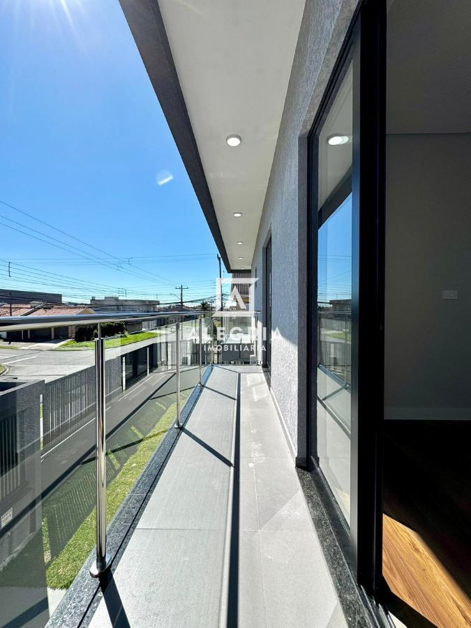 lindíssimo Triplex sendo 3 Suítes Bairro Cruzeiro em São José dos Pinhais