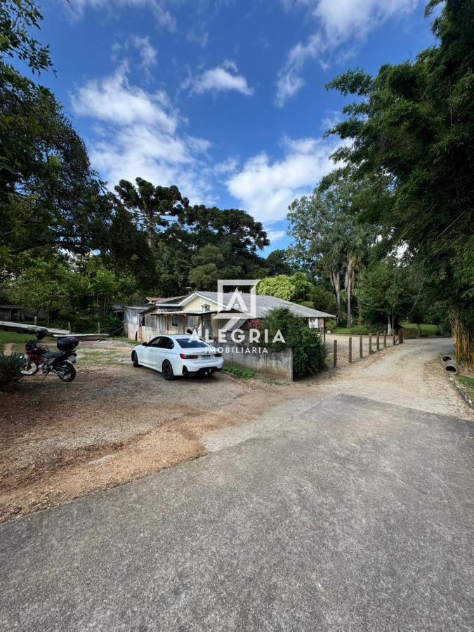 OPORTUNIDADE RARA NO CENTRO DE SÃO JOSÉ DOS PINHAIS em São José dos Pinhais