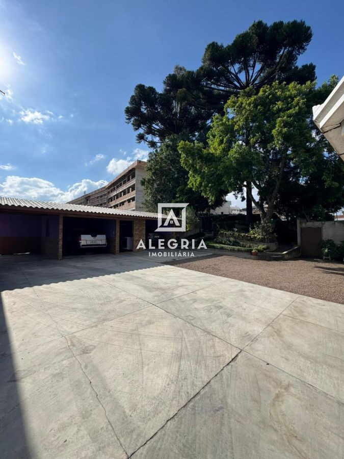 OPORTUNIDADE RARA NO CENTRO DE SÃO JOSÉ DOS PINHAIS em São José dos Pinhais