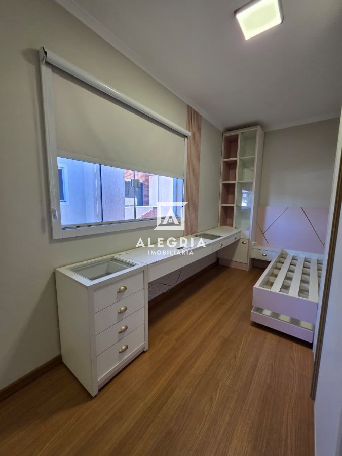 Excelente Sobrado 03 Dormitórios semi-mobiliado no Bairro Afonso Pena em São José dos Pinhais