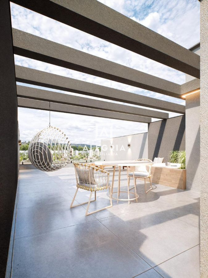 Lindo Triplex de Luxo com Elevador e Jacuzzi Contendo 03 Suites no São Pedro em São José dos Pinhais