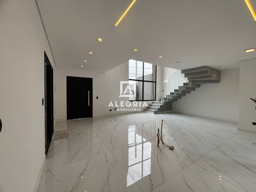 Lindo Sobrado Alto Padrão Contendo 03 Dormitórios Sendo 01 Suite no São Cristovão em São José dos Pinhais