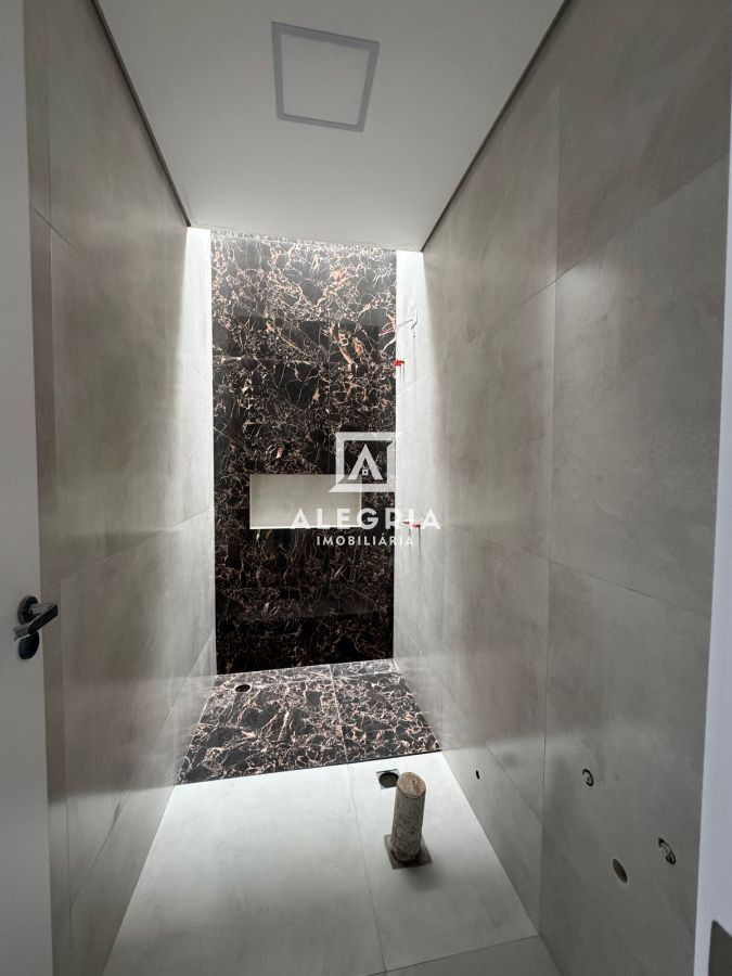 Lindo Sobrado com Edicula no Barro Preto em São José dos Pinhais