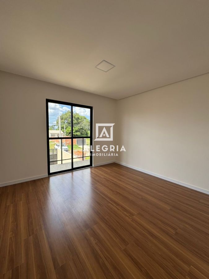 Lindo Sobrado com Edicula no Barro Preto em São José dos Pinhais