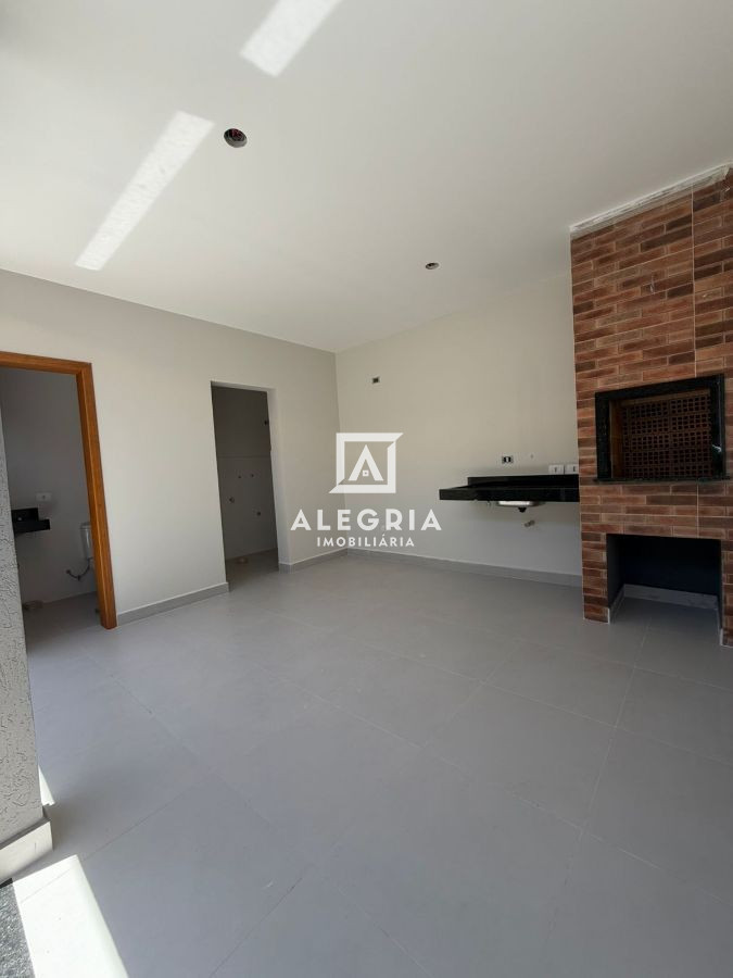 Linda casa 3 Dormitórios sendo 1 suíte no bairro Afonso Pena em São José dos Pinhais