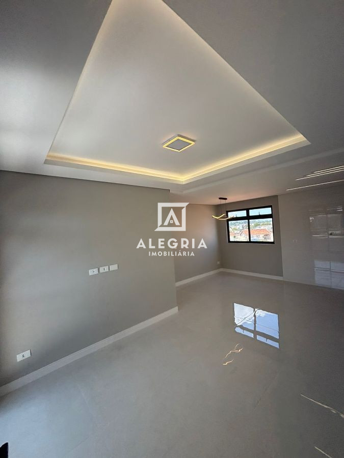 Lindo Apartamento no Centro Contendo 03 Dormitórios Sendo 01 Suite e 02 Vagas em São José dos Pinhais