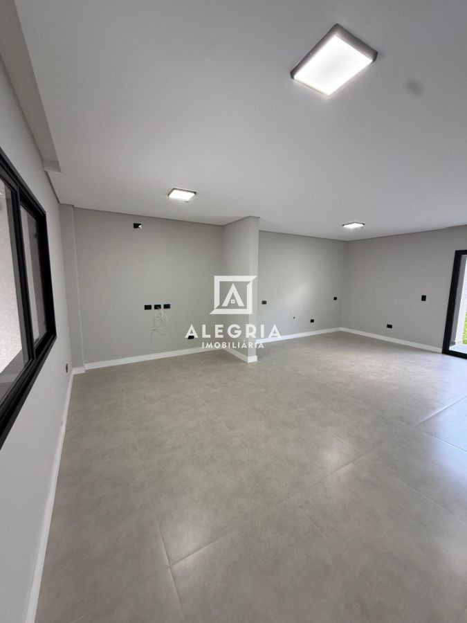 Triplex Alto Padrão Contendo 03 Dormitórios Sendo 01 Suites e Terraço em São José dos Pinhais