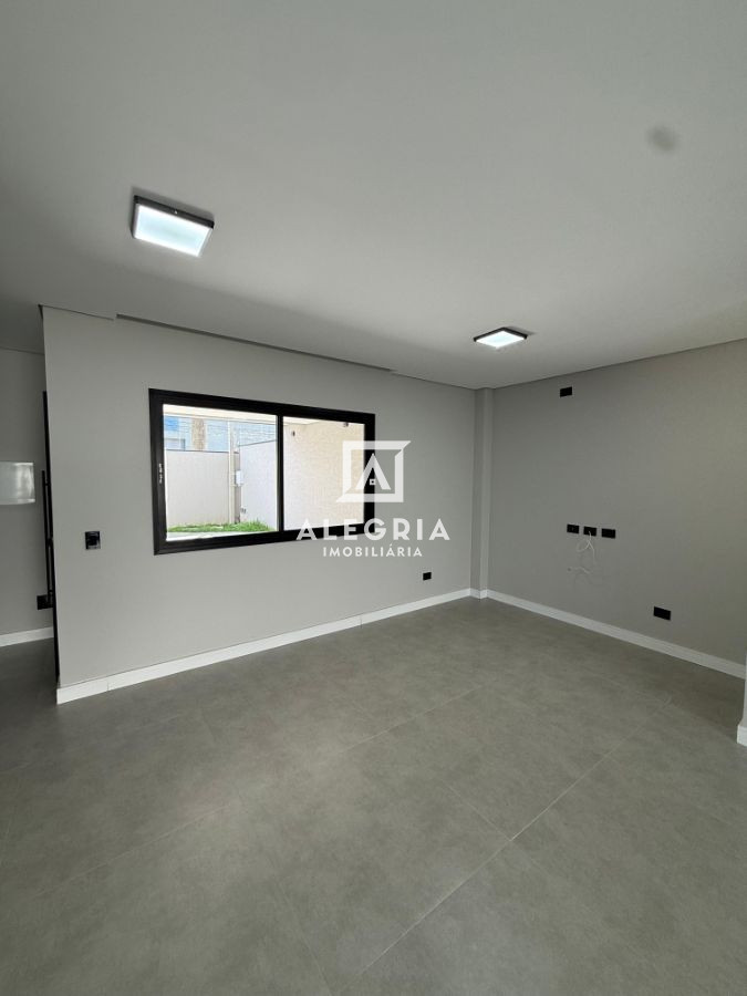 Triplex Alto Padrão Contendo 03 Dormitórios Sendo 01 Suites e Terraço em São José dos Pinhais